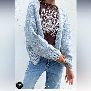 Subdued open front thick sweater cardigan one size